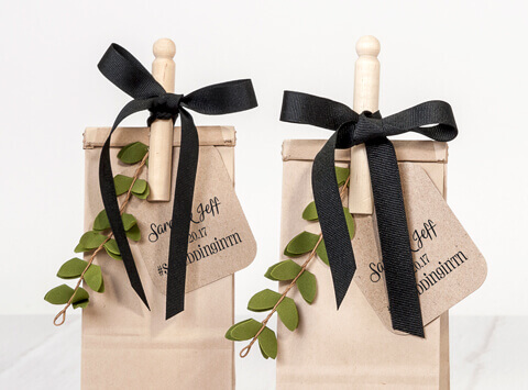 Gift Packaging using coffe hag